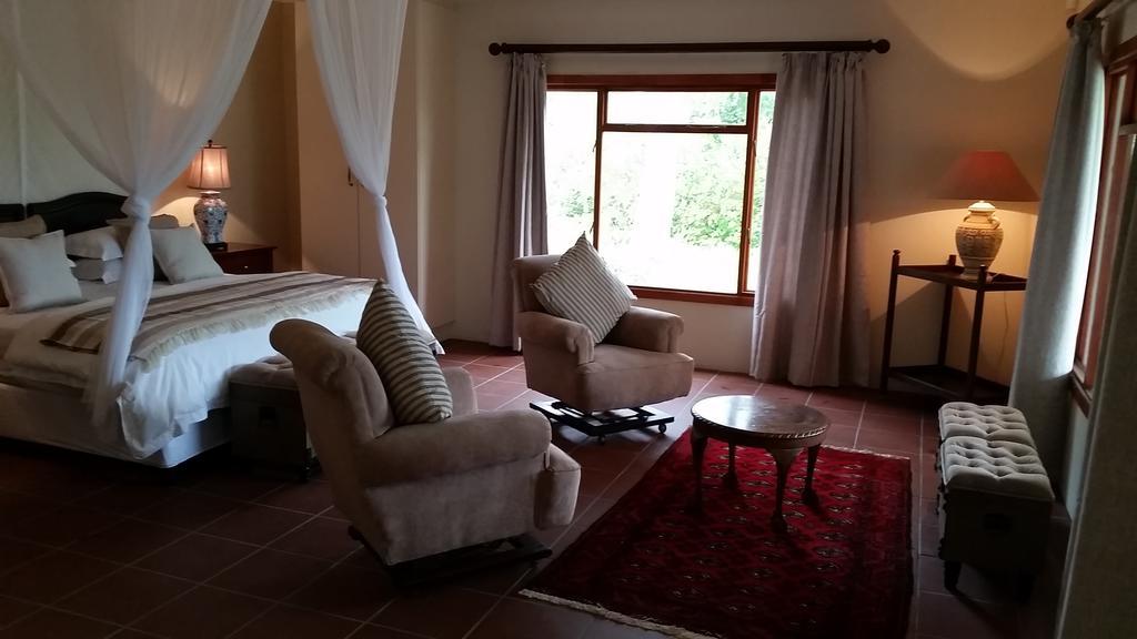 Umlambo River Lodge Kirkwood Bagian luar foto